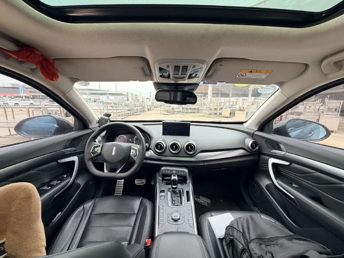 2017 WEY VV7 2.0T 234HP L4 7DCT,autocango,china used car exporter,china ev exporter,chinese used car exporter,chinese used ev exporter