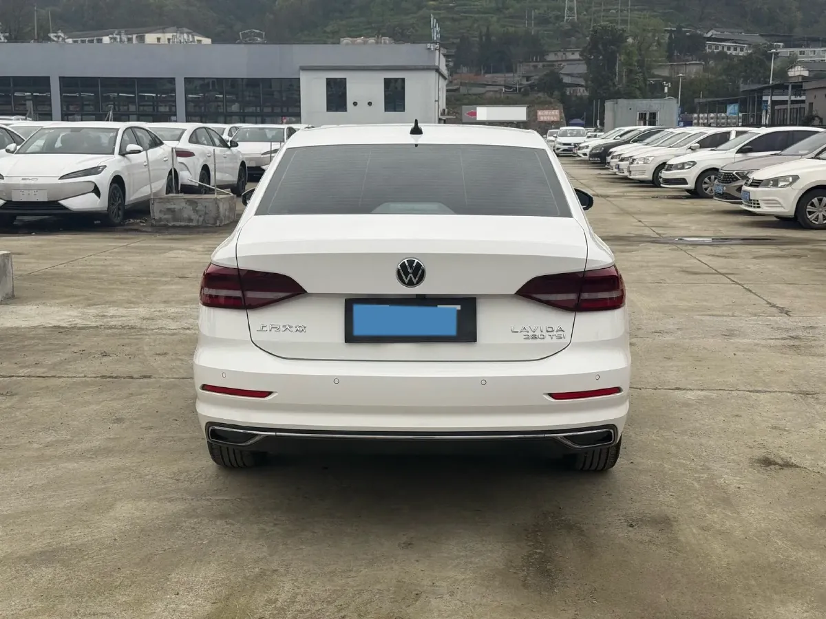 2022 Volkswagen Sagitar 1.2T 116HP L4 7DCT,autocango,china used car exporter,china ev exporter,chinese used car exporter,chinese used ev exporter