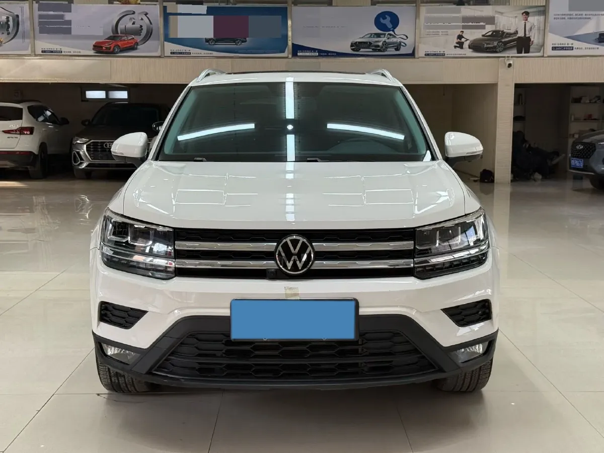 2022 Ford Transit 2.0T 202HP L4 6AT,autocango,china used car exporter,china ev exporter,chinese used car exporter,chinese used ev exporter