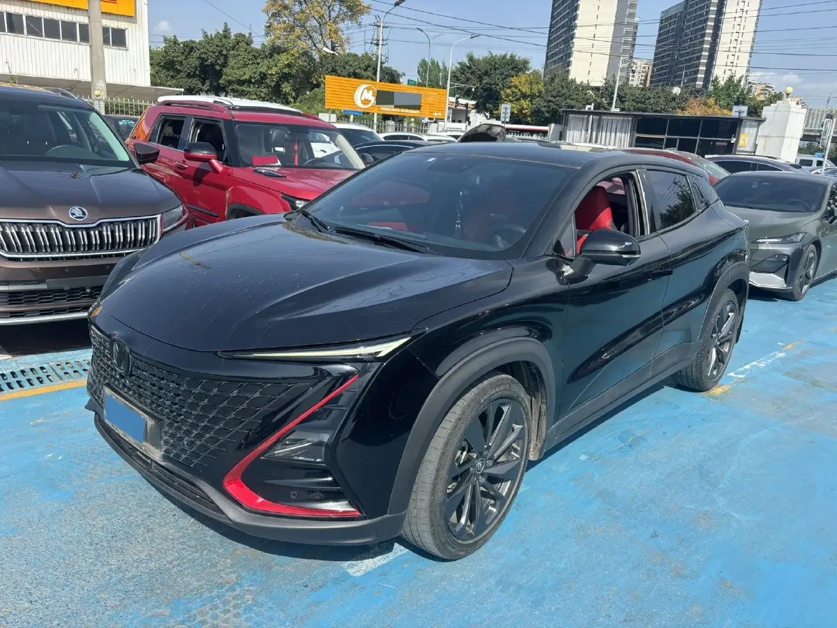 2020 ChangAn UNI-T 1.5T 180HP L4 7DCT,autocango,china used car exporter,china ev exporter,chinese used car exporter,chinese used ev exporter