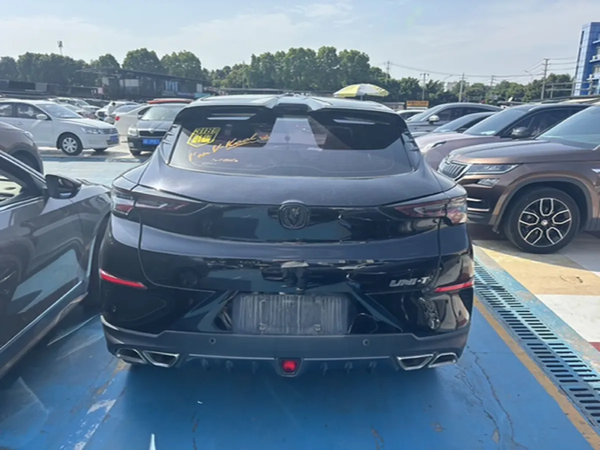 2020 ChangAn UNI-T 1.5T 180HP L4 7DCT,autocango,china used car exporter,china ev exporter,chinese used car exporter,chinese used ev exporter