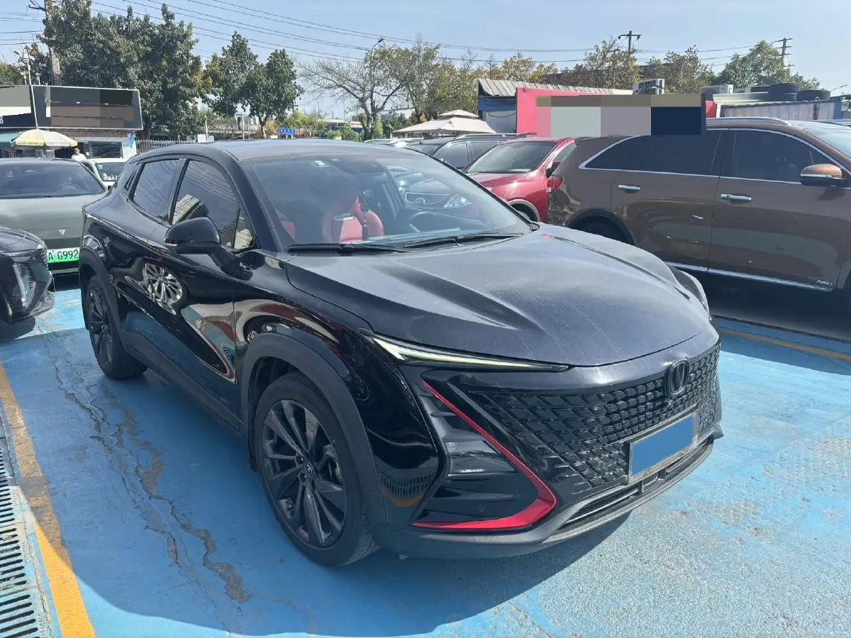 2020 ChangAn UNI-T 1.5T 180HP L4 7DCT,autocango,china used car exporter,china ev exporter,chinese used car exporter,chinese used ev exporter