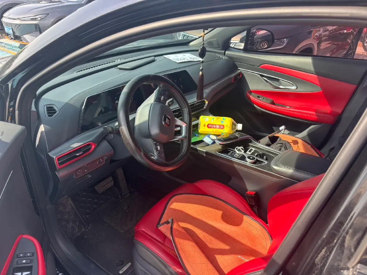 2020 ChangAn UNI-T 1.5T 180HP L4 7DCT,autocango,china used car exporter,china ev exporter,chinese used car exporter,chinese used ev exporter