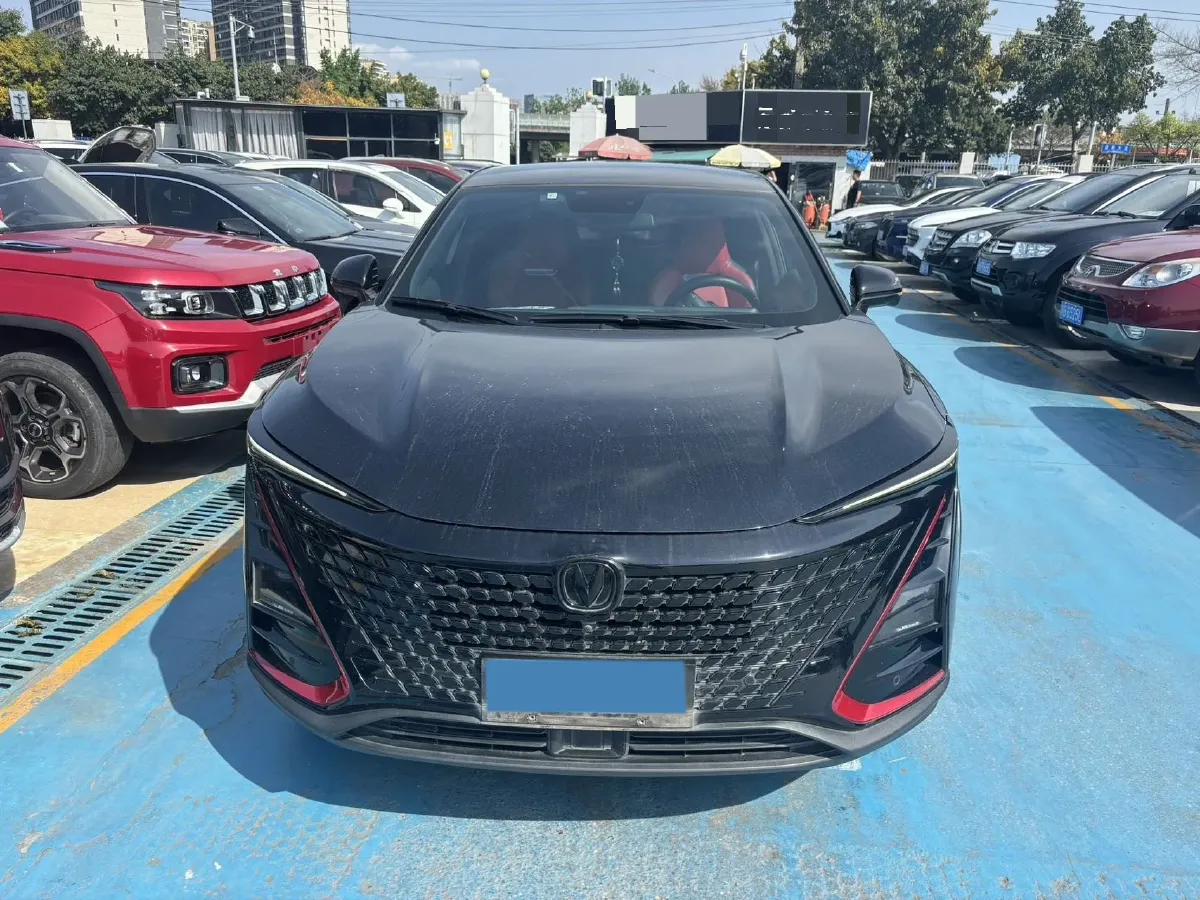 2020 ChangAn UNI-T 1.5T 180HP L4 7DCT,autocango,china used car exporter,china ev exporter,chinese used car exporter,chinese used ev exporter