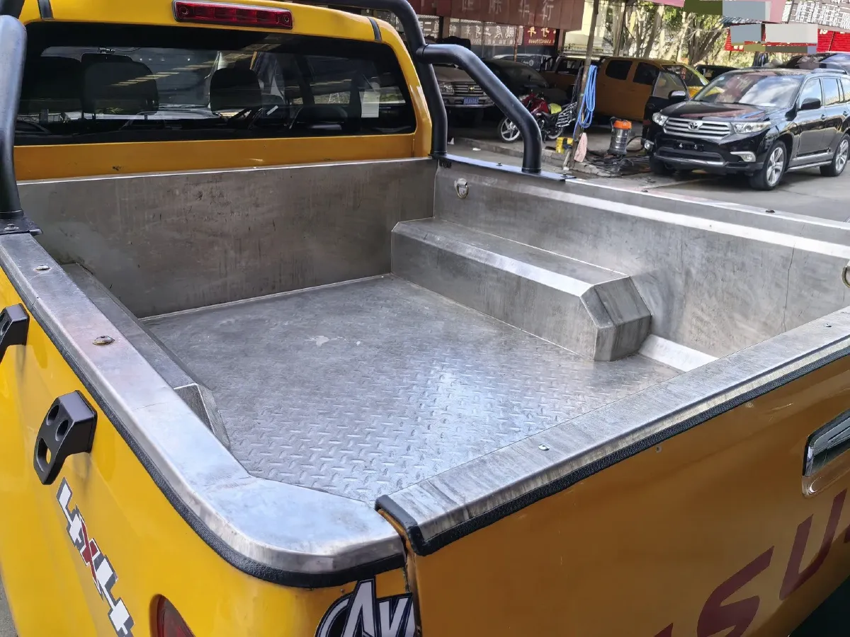 2023 Isuzu RE-MAX Jim 2.5T 143HP L4 6MT,autocango,china used car exporter,china ev exporter,chinese used car exporter,chinese used ev exporter