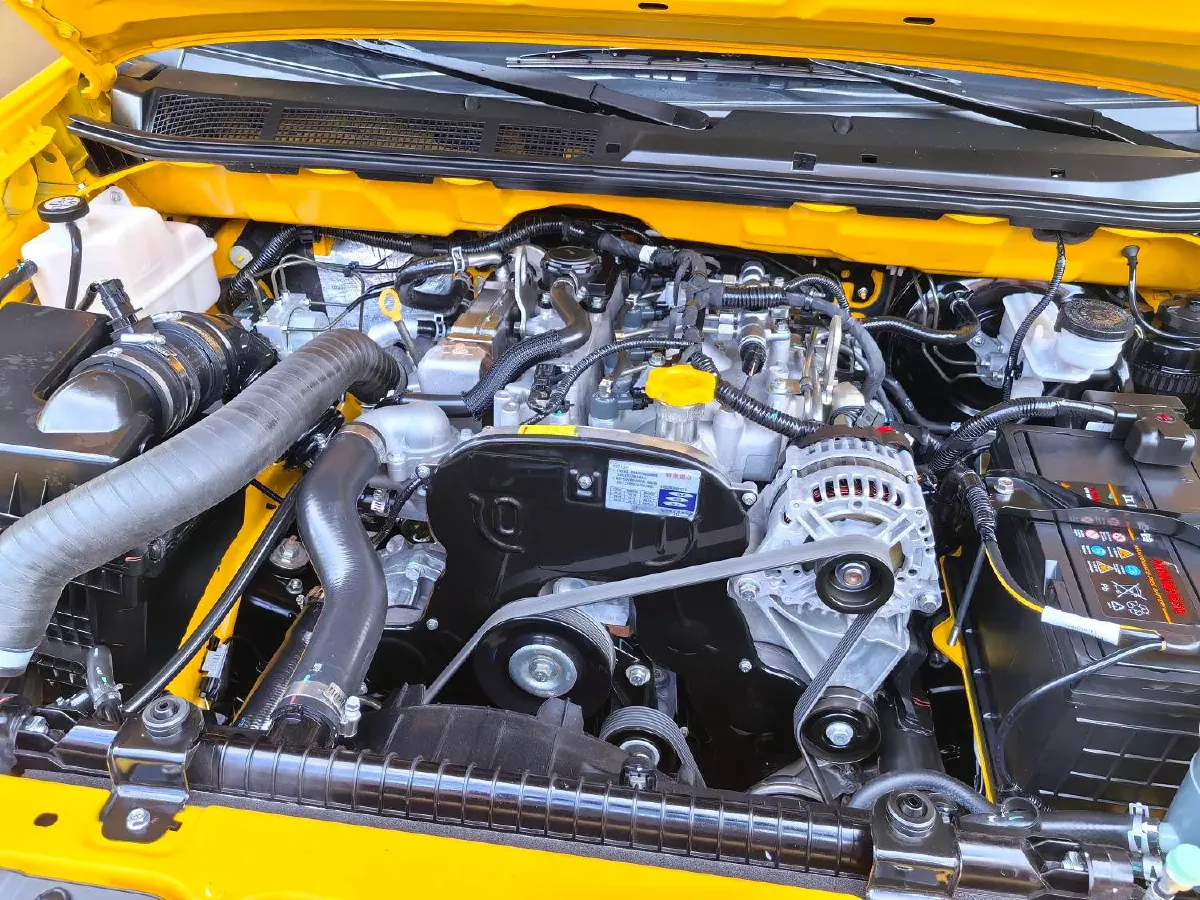 2023 Isuzu RE-MAX Jim 2.5T 143HP L4 6MT,autocango,china used car exporter,china ev exporter,chinese used car exporter,chinese used ev exporter