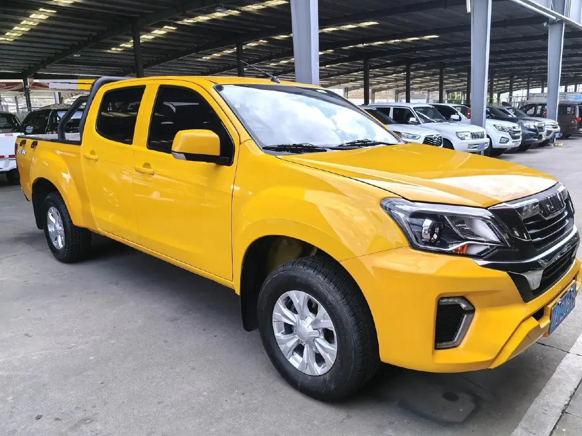 2023 Isuzu RE-MAX Jim 2.5T 143HP L4 6MT,autocango,china used car exporter,china ev exporter,chinese used car exporter,chinese used ev exporter