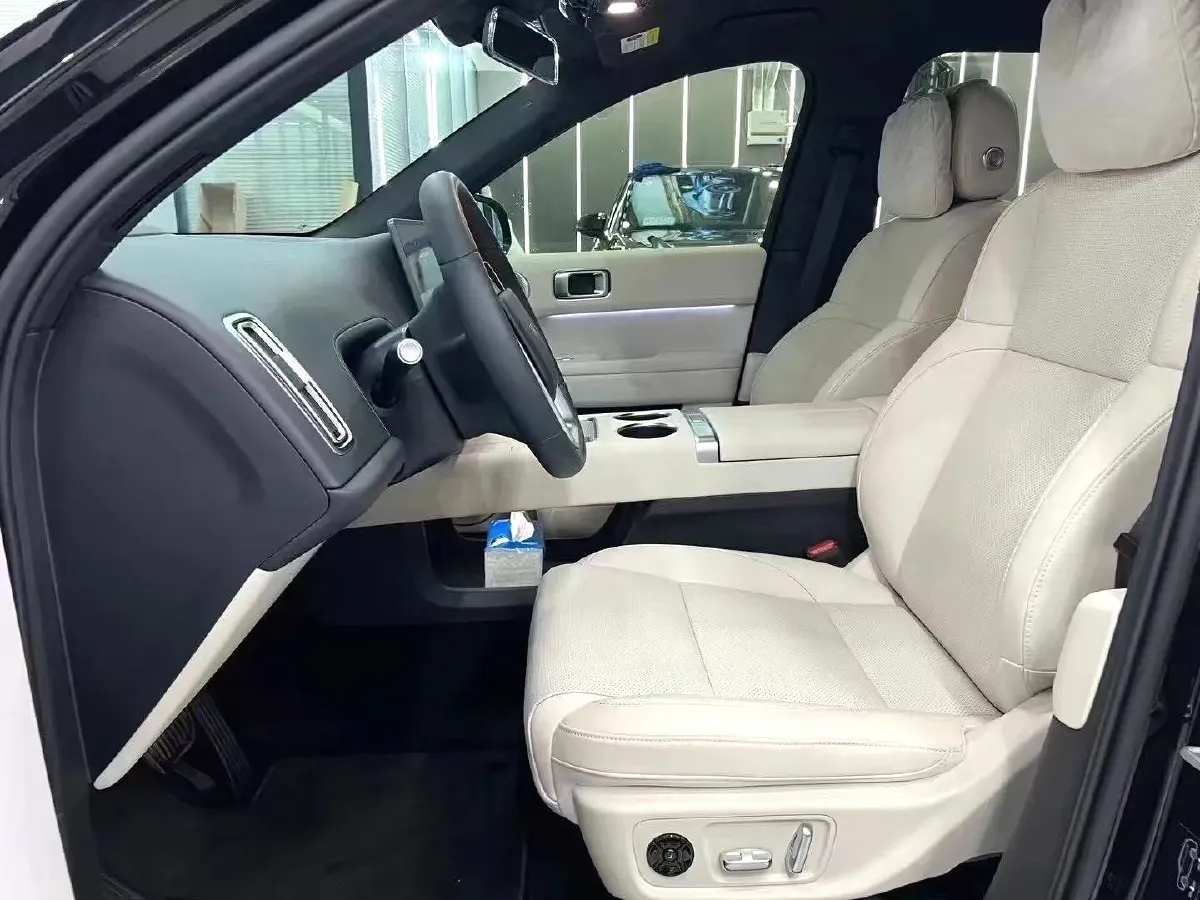 2024 Li L6 Range Extended 154HP L4 REEV 36.8KWH,autocango,china used car exporter,china ev exporter,chinese used car exporter,chinese used ev exporter