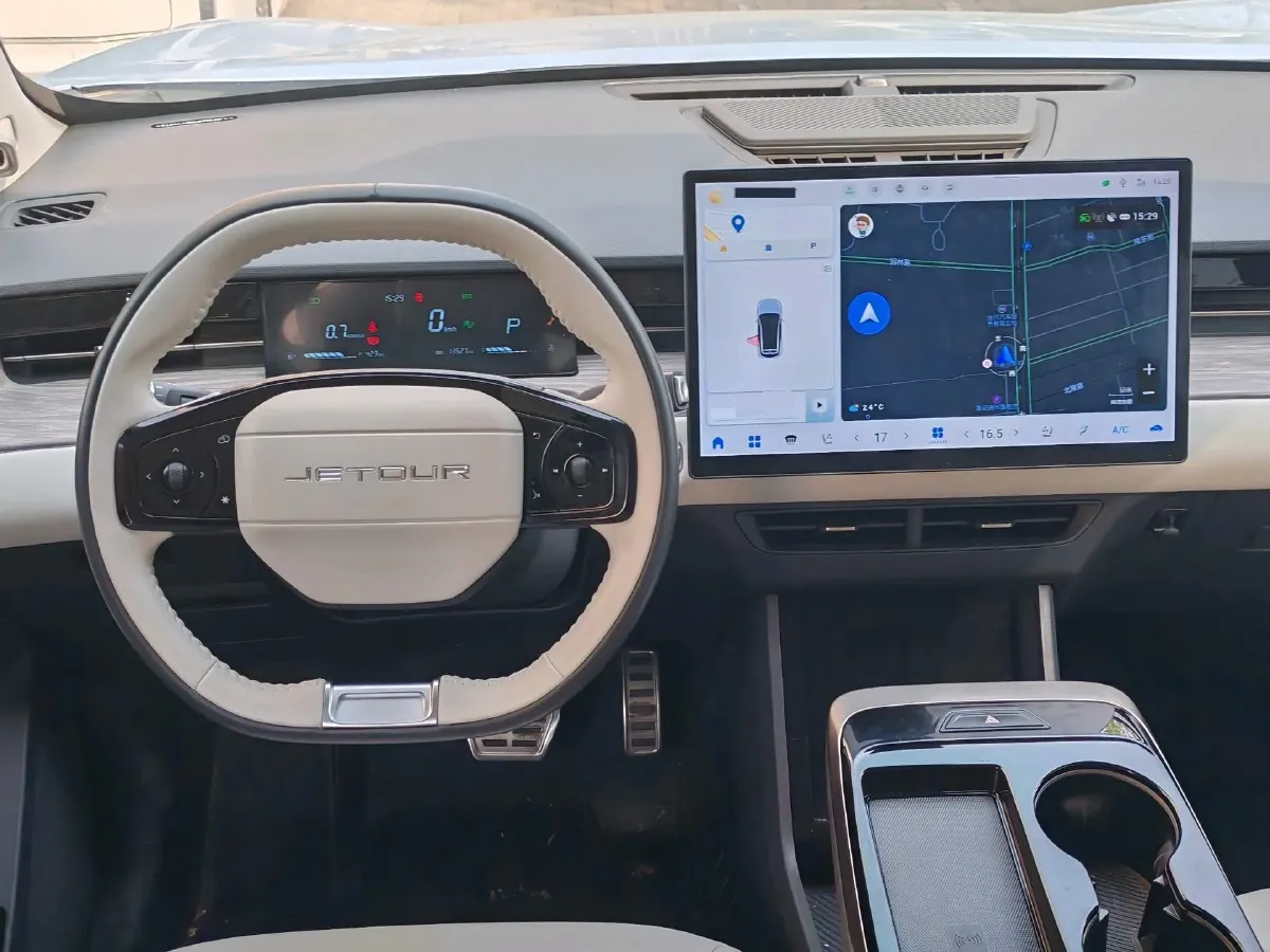 2022 Jetour DASHING 1.6T 197HP L4 7DCT,autocango,china used car exporter,china ev exporter,chinese used car exporter,chinese used ev exporter