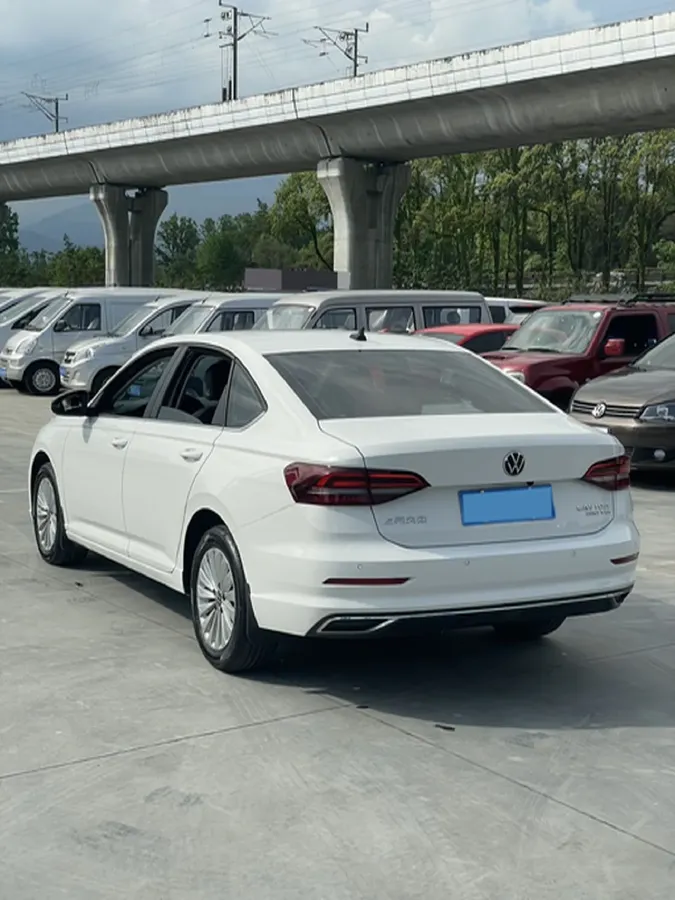 2021 Volkswagen Lavida 1.4T 150HP L4 7DCT,autocango,china used car exporter,china ev exporter,chinese used car exporter,chinese used ev exporter