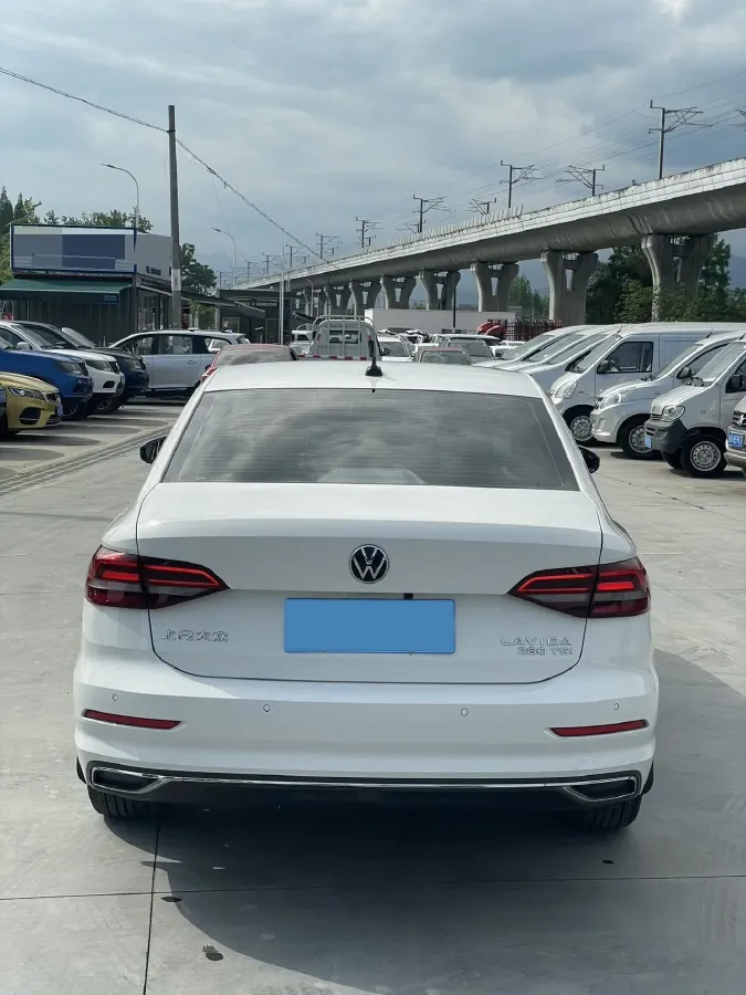 2021 Volkswagen Lavida 1.4T 150HP L4 7DCT,autocango,china used car exporter,china ev exporter,chinese used car exporter,chinese used ev exporter