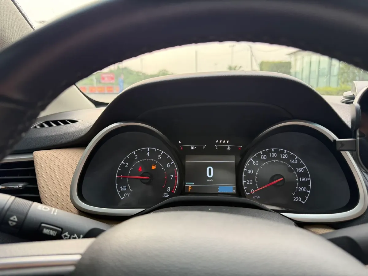 2022 Chevrolet Monza 1.5L 113HP L4 6AT,autocango,china used car exporter,china ev exporter,chinese used car exporter,chinese used ev exporter