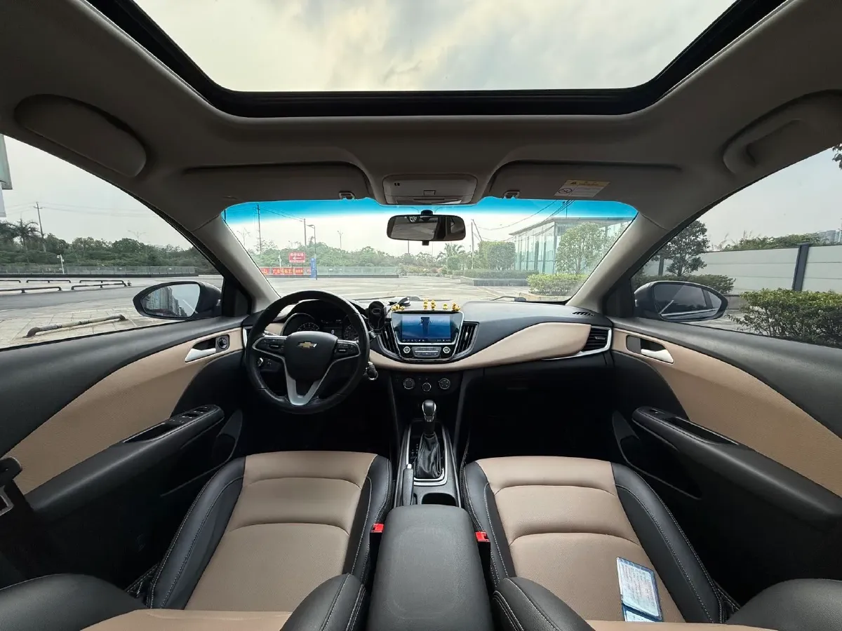 2022 Chevrolet Monza 1.5L 113HP L4 6AT,autocango,china used car exporter,china ev exporter,chinese used car exporter,chinese used ev exporter