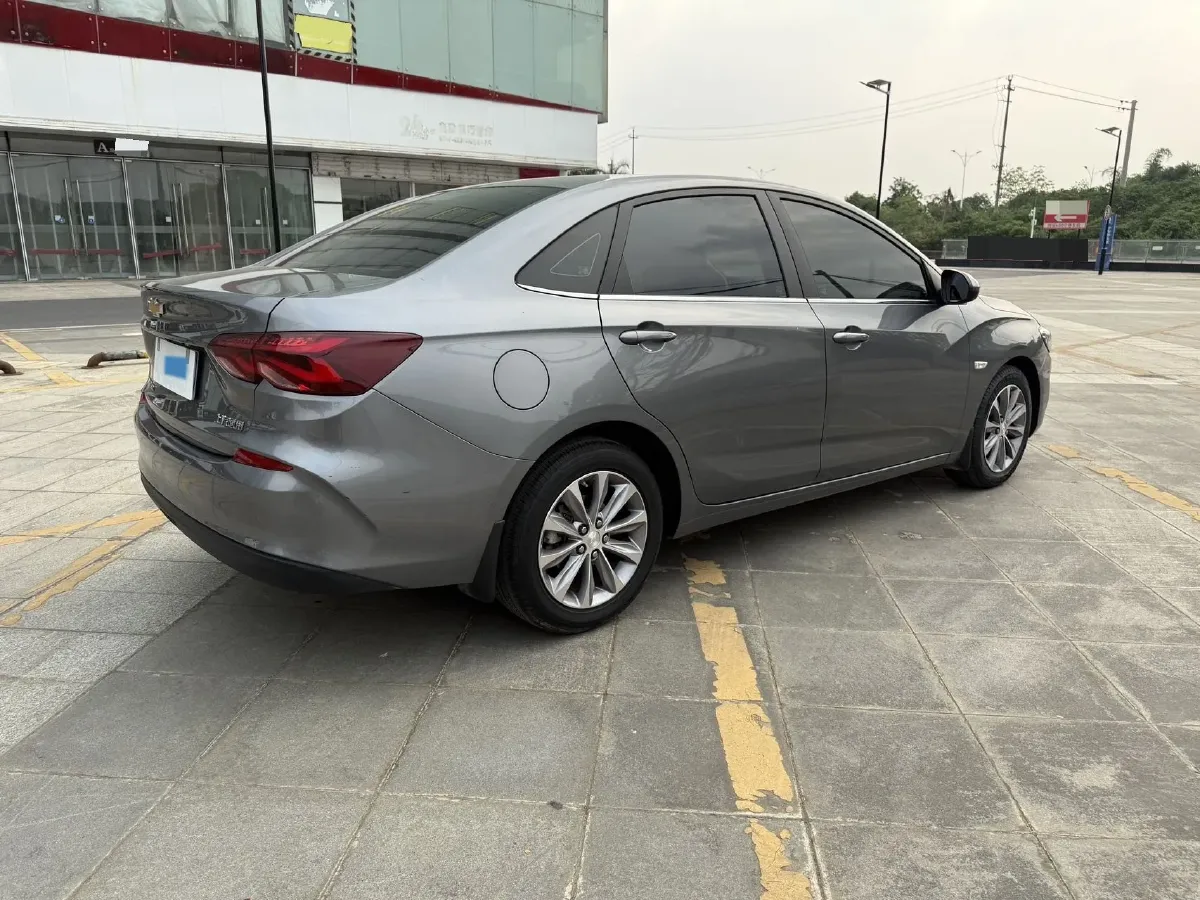 2022 Chevrolet Monza 1.5L 113HP L4 6AT,autocango,china used car exporter,china ev exporter,chinese used car exporter,chinese used ev exporter