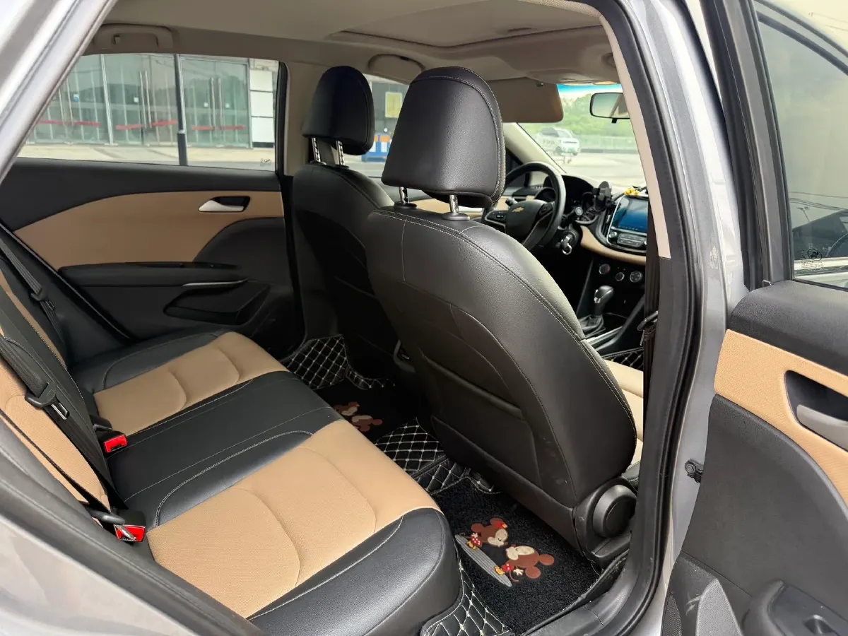 2022 Chevrolet Monza 1.5L 113HP L4 6AT,autocango,china used car exporter,china ev exporter,chinese used car exporter,chinese used ev exporter