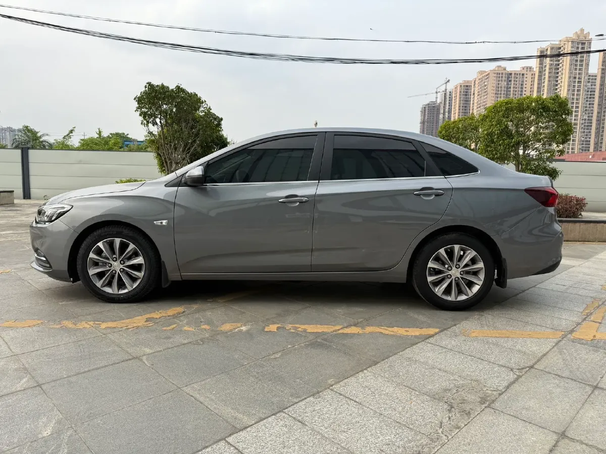2022 Chevrolet Monza 1.5L 113HP L4 6AT,autocango,china used car exporter,china ev exporter,chinese used car exporter,chinese used ev exporter