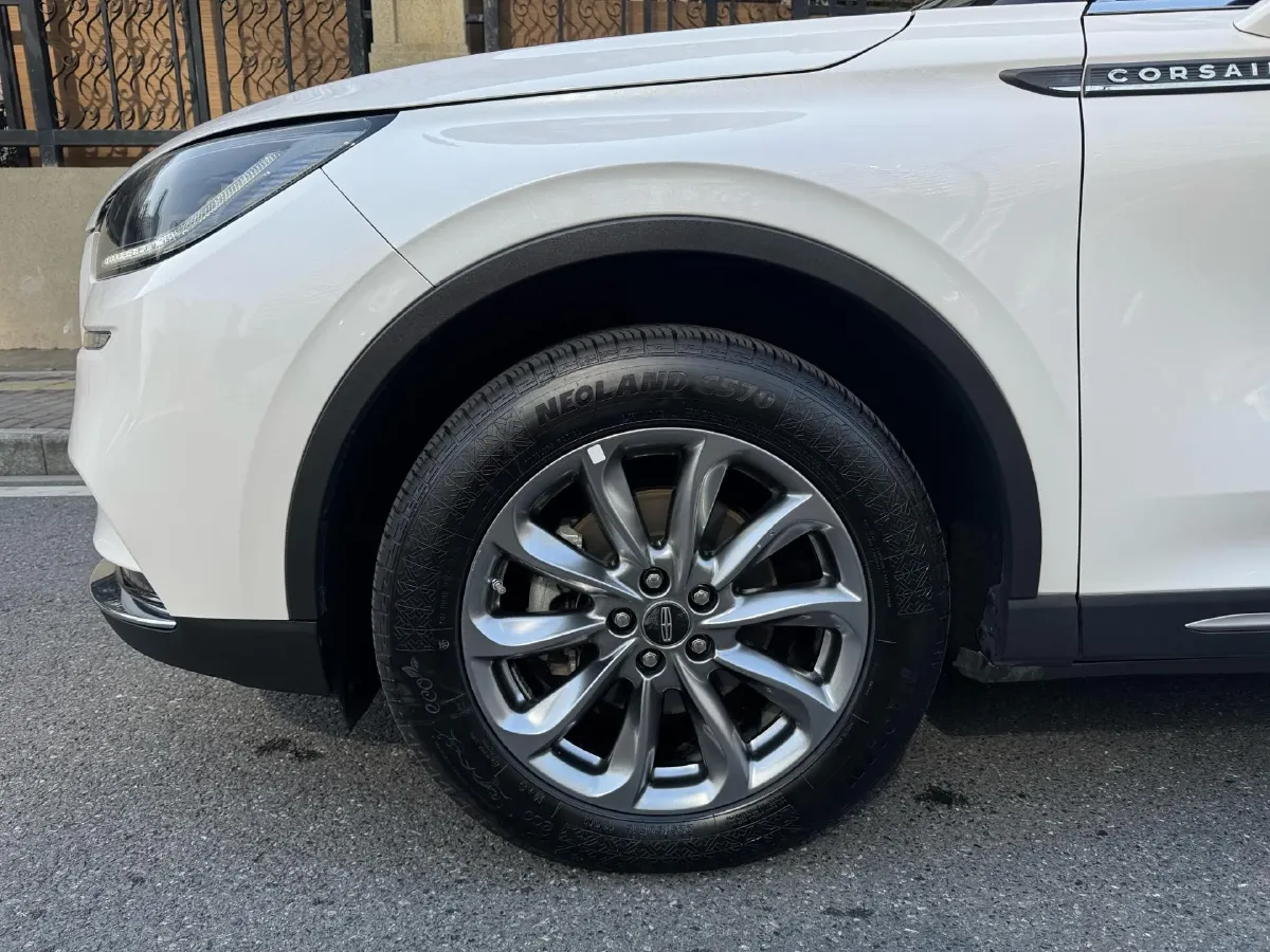 2020 Lincoln Corsair 2.0T 245HP L4 8AT,autocango,china used car exporter,china ev exporter,chinese used car exporter,chinese used ev exporter