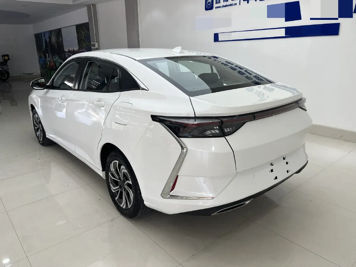 2021 DongFeng Aeolus YiXuan 1.5T 150HP L4 6DCT,autocango,china used car exporter,china ev exporter,chinese used car exporter,chinese used ev exporter