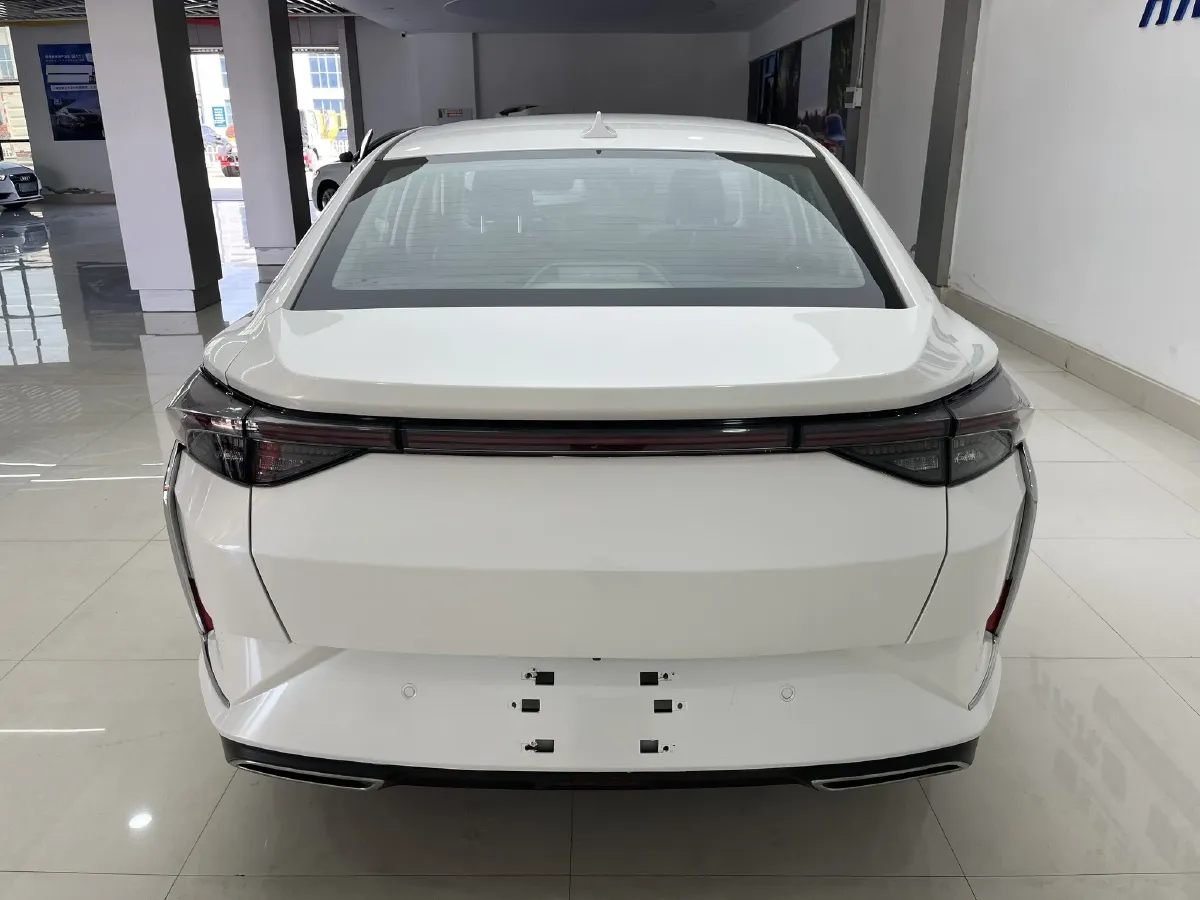 2021 DongFeng Aeolus YiXuan 1.5T 150HP L4 6DCT,autocango,china used car exporter,china ev exporter,chinese used car exporter,chinese used ev exporter