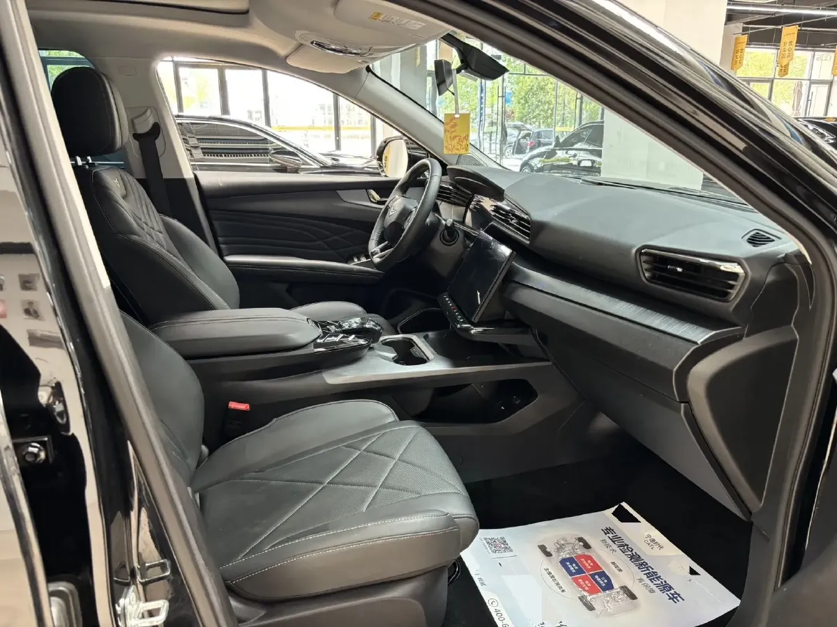 2025 KaiYi KunLun 1.5T 156HP L4 6DCT,autocango,china used car exporter,china ev exporter,chinese used car exporter,chinese used ev exporter