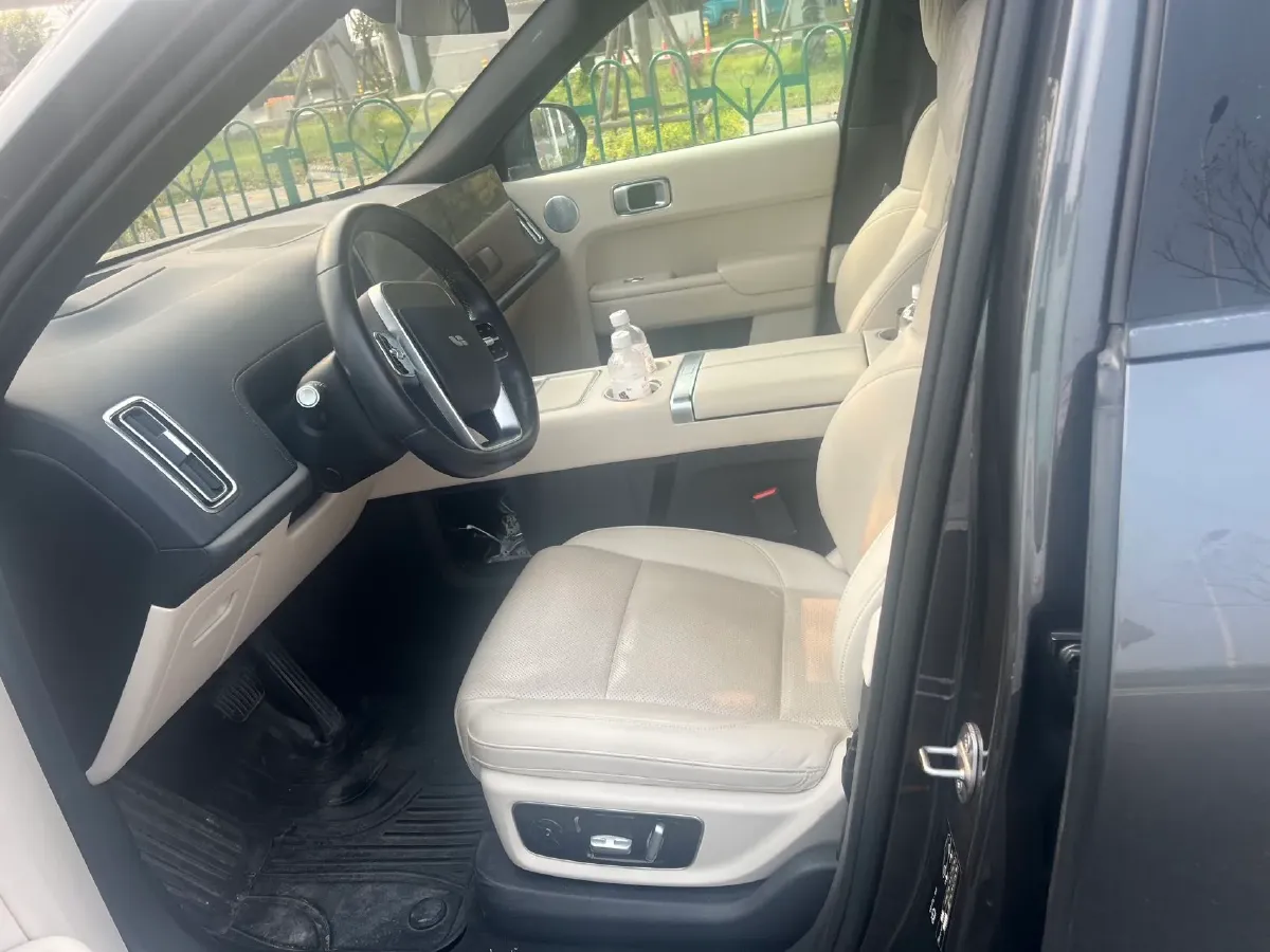 2022 Li L9 Range Extended 154HP REEV 42.6KWH,autocango,china used car exporter,china ev exporter,chinese used car exporter,chinese used ev exporter