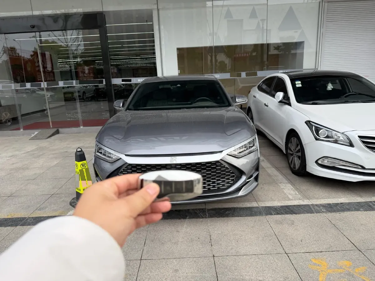 2020 WEY VV7 2.0T 227HP L4 7DCT PHEV,autocango,china used car exporter,china ev exporter,chinese used car exporter,chinese used ev exporter