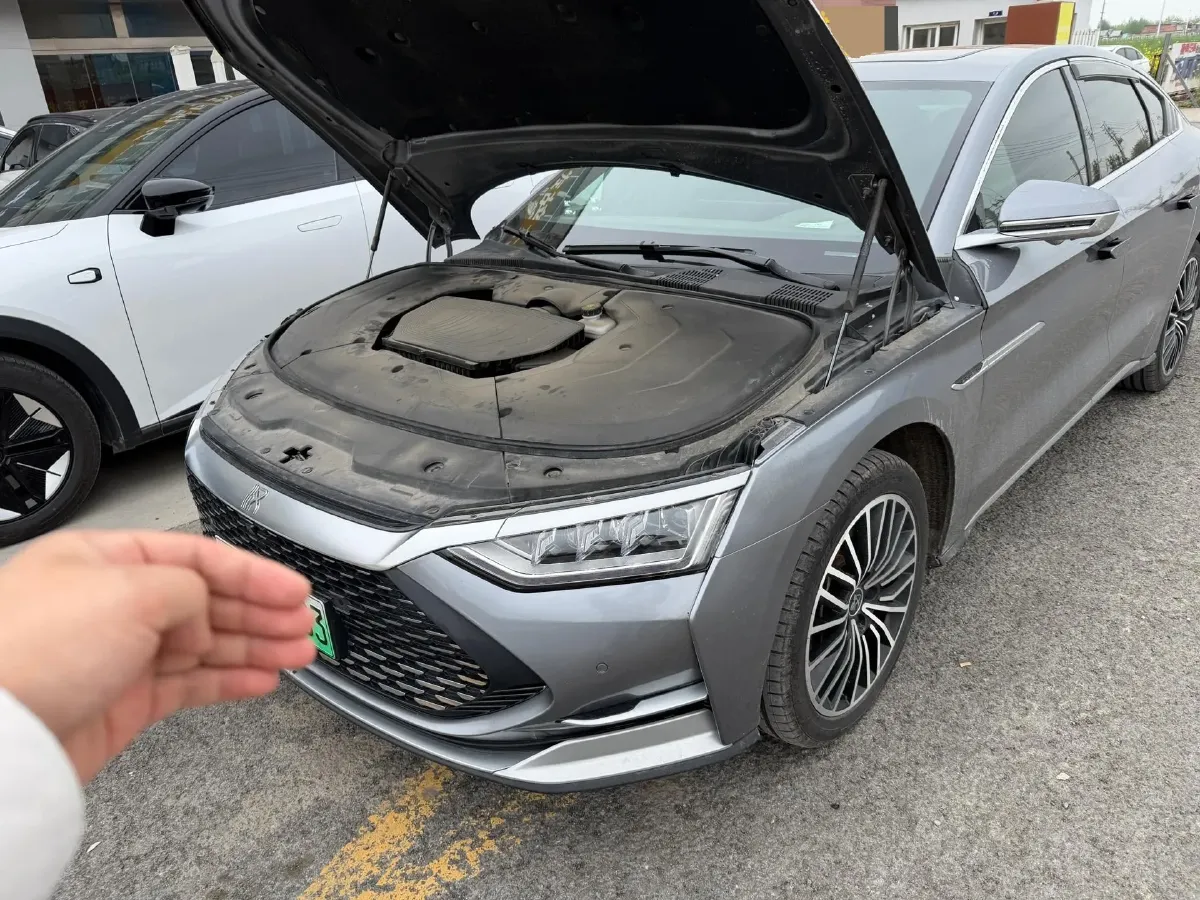 2020 WEY VV7 2.0T 227HP L4 7DCT PHEV,autocango,china used car exporter,china ev exporter,chinese used car exporter,chinese used ev exporter