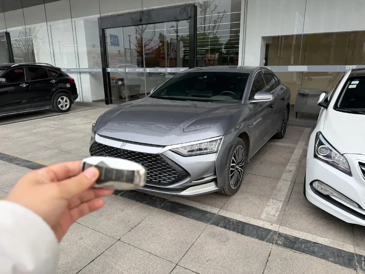 2020 WEY VV7 2.0T 227HP L4 7DCT PHEV,autocango,china used car exporter,china ev exporter,chinese used car exporter,chinese used ev exporter