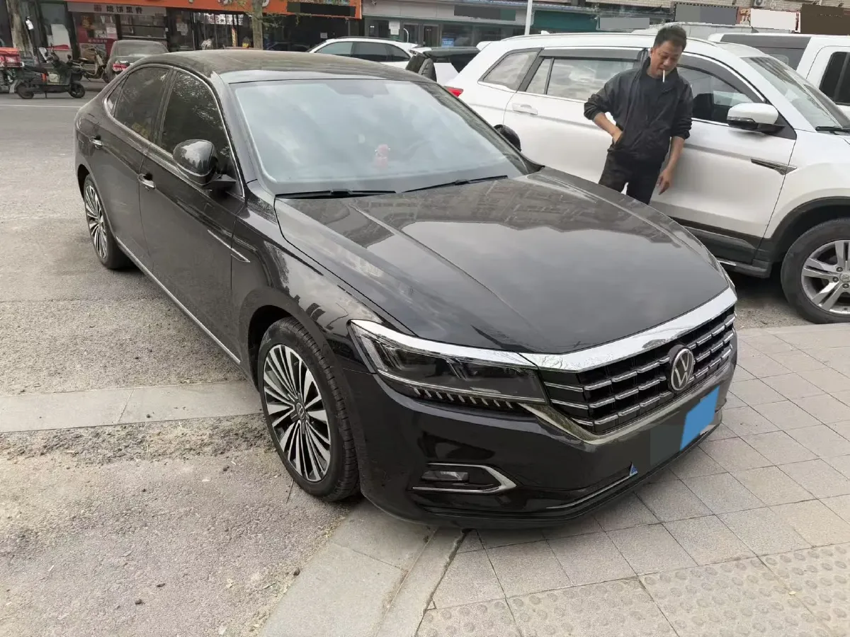 2020 Volkswagen Passat 2.0T 186HP L4 7DCT,autocango,china used car exporter,china ev exporter,chinese used car exporter,chinese used ev exporter
