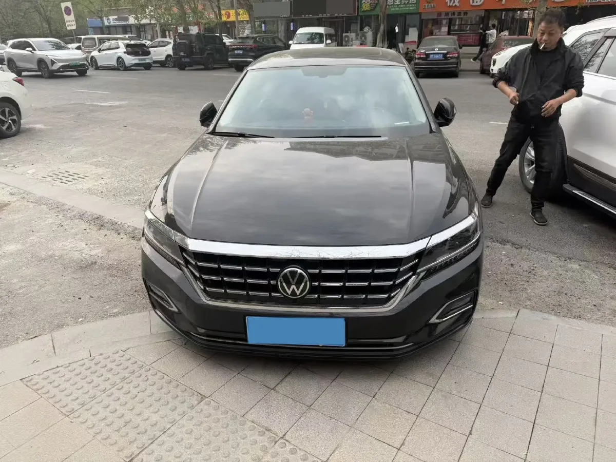 2020 Volkswagen Passat 2.0T 186HP L4 7DCT,autocango,china used car exporter,china ev exporter,chinese used car exporter,chinese used ev exporter