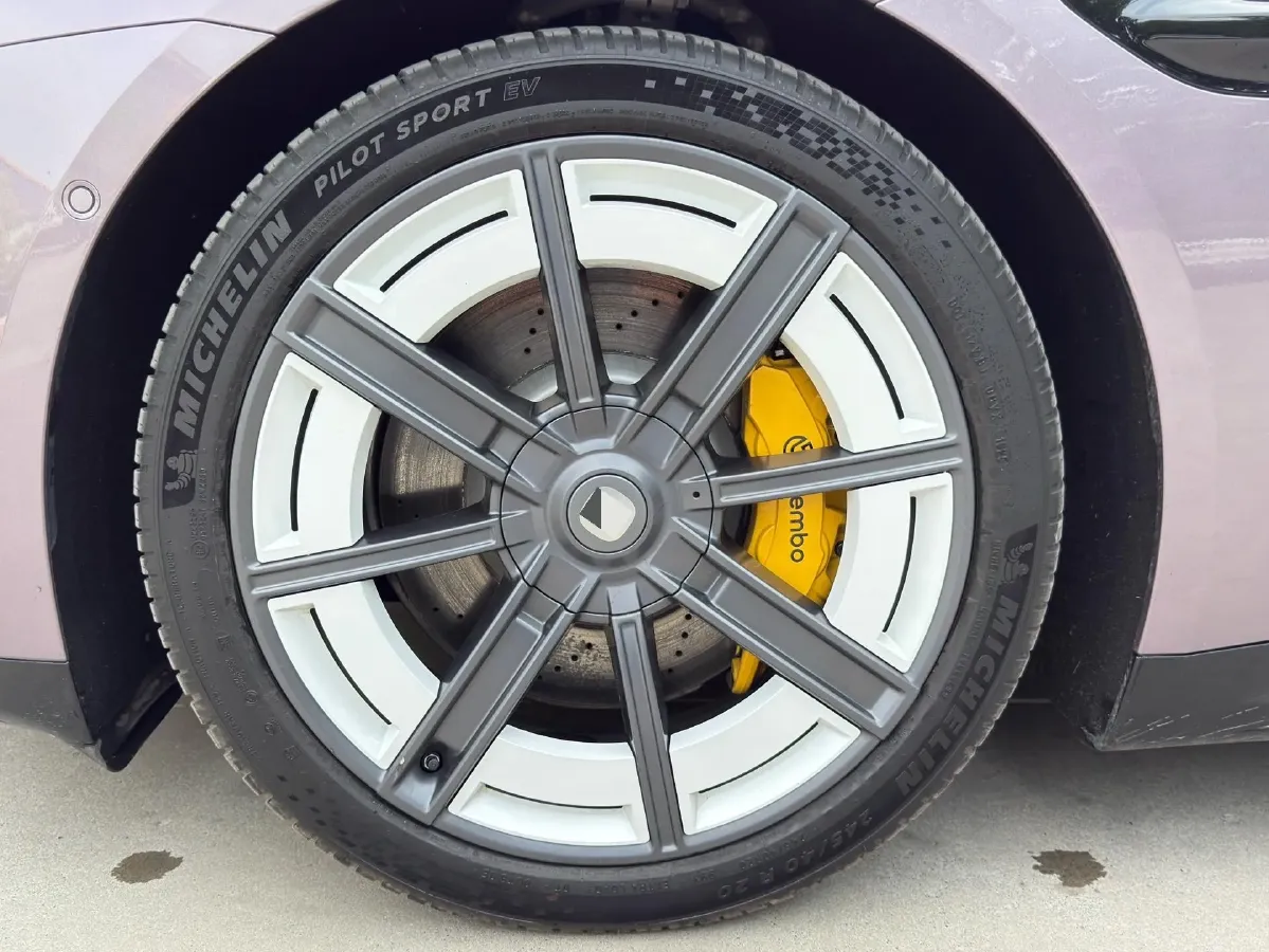 2024 MI SU7 BEV 101KWH,autocango,china used car exporter,china ev exporter,chinese used car exporter,chinese used ev exporter