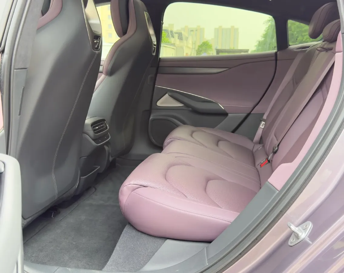 2024 MI SU7 BEV 101KWH,autocango,china used car exporter,china ev exporter,chinese used car exporter,chinese used ev exporter