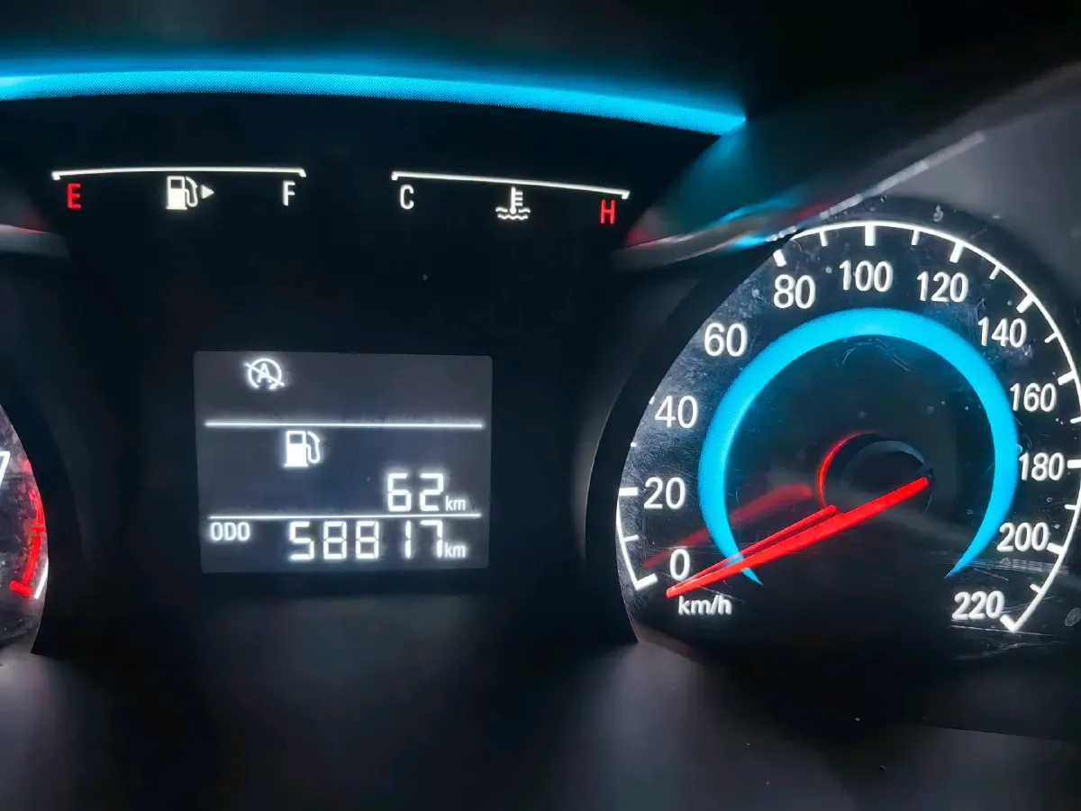 2019 Chevrolet Cavalier 1.5L 113HP L4 5MT,autocango,china used car exporter,china ev exporter,chinese used car exporter,chinese used ev exporter