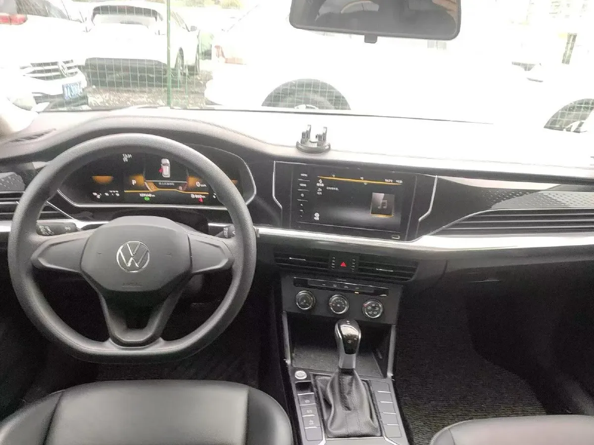 2023 Volkswagen Passat 1.4T 150HP L4 7DCT,autocango,china used car exporter,china ev exporter,chinese used car exporter,chinese used ev exporter