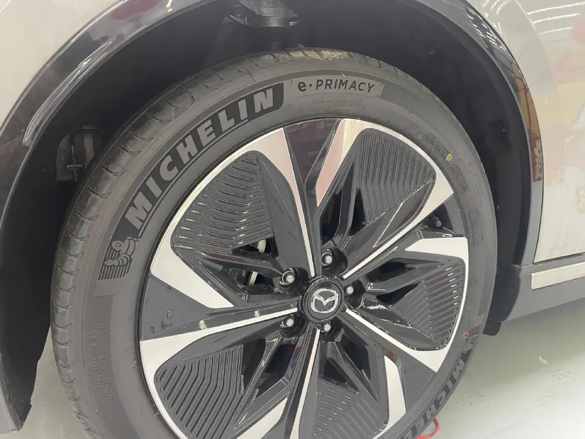 2024 Mazda EZ-6 BEV 68.8KWH,autocango,china used car exporter,china ev exporter,chinese used car exporter,chinese used ev exporter