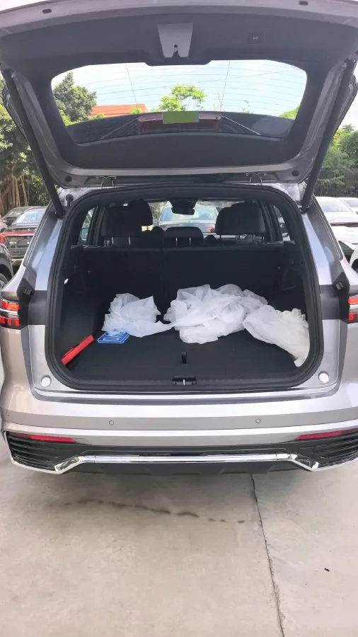 2024 Geely Monjaro 2.0T 218HP L4 7DCT,autocango,china used car exporter,china ev exporter,chinese used car exporter,chinese used ev exporter