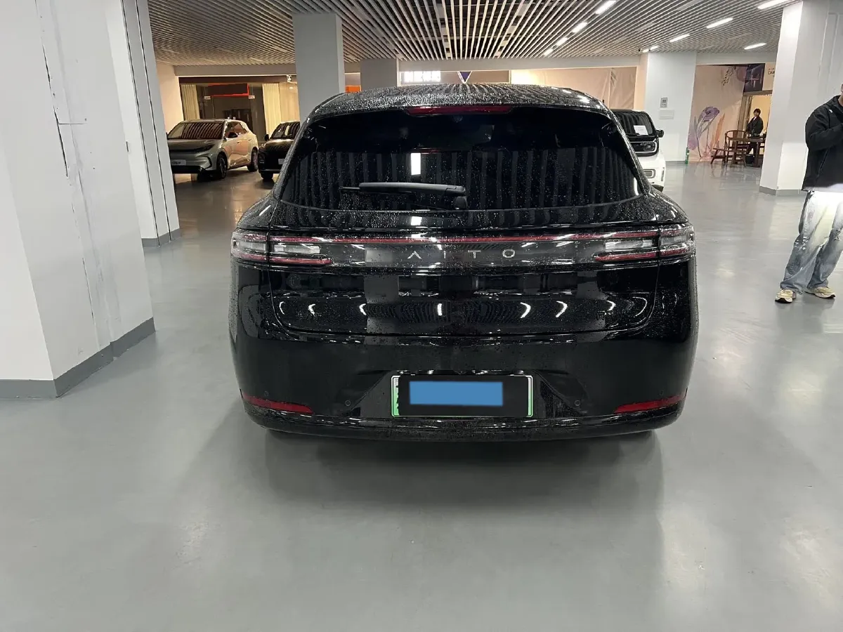 2025 AITO AITO M5 1.5T 152HP L4 REEV 42KWH,autocango,china used car exporter,china ev exporter,chinese used car exporter,chinese used ev exporter