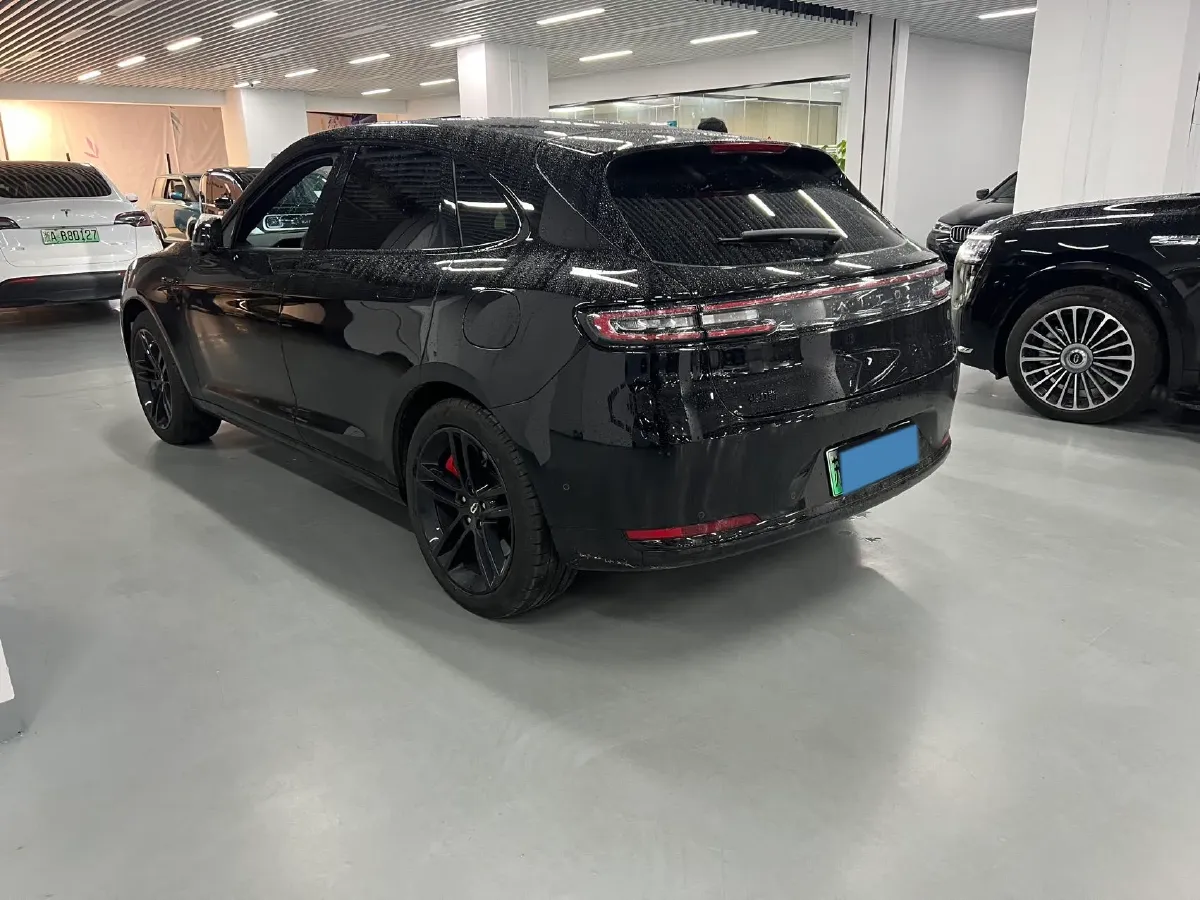 2025 AITO AITO M5 1.5T 152HP L4 REEV 42KWH,autocango,china used car exporter,china ev exporter,chinese used car exporter,chinese used ev exporter