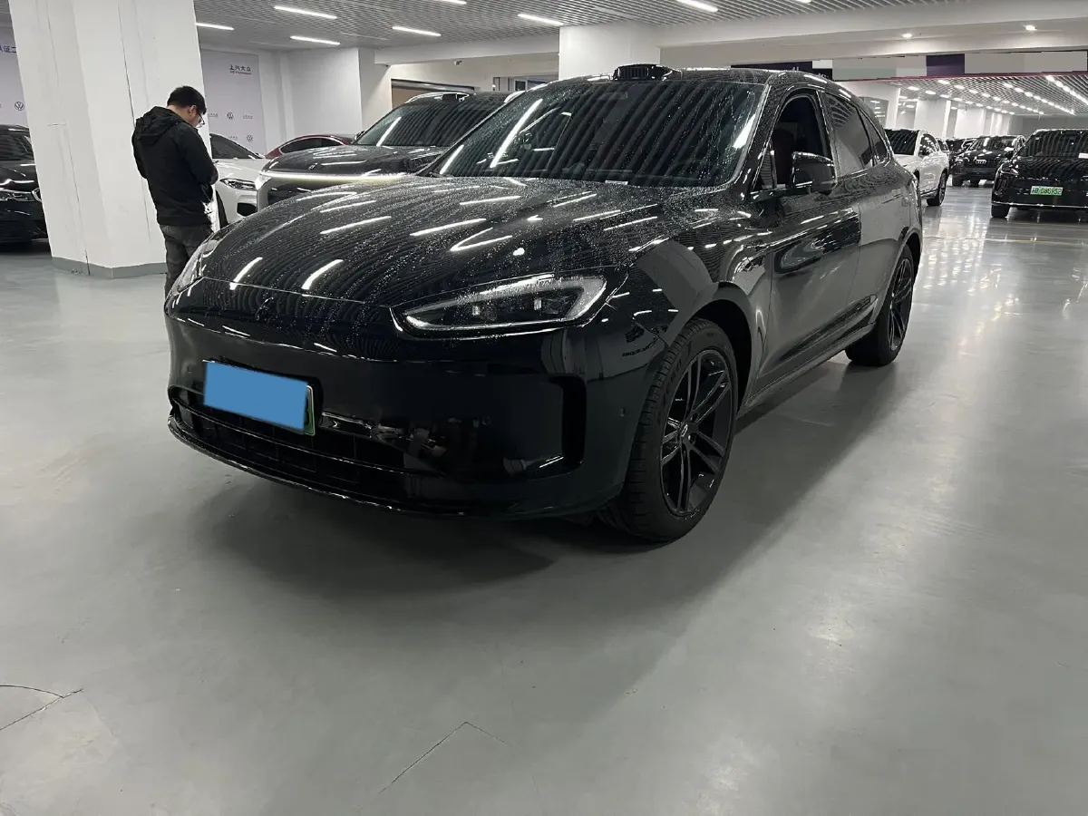 2025 AITO AITO M5 1.5T 152HP L4 REEV 42KWH,autocango,china used car exporter,china ev exporter,chinese used car exporter,chinese used ev exporter