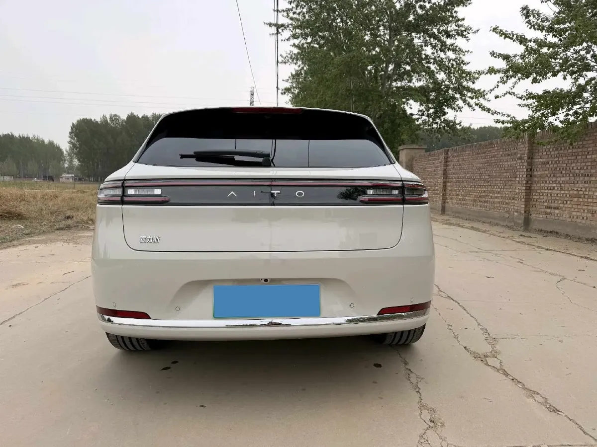 2025 AITO AITO M5 1.5T 152HP L4 REEV 42KWH,autocango,china used car exporter,china ev exporter,chinese used car exporter,chinese used ev exporter