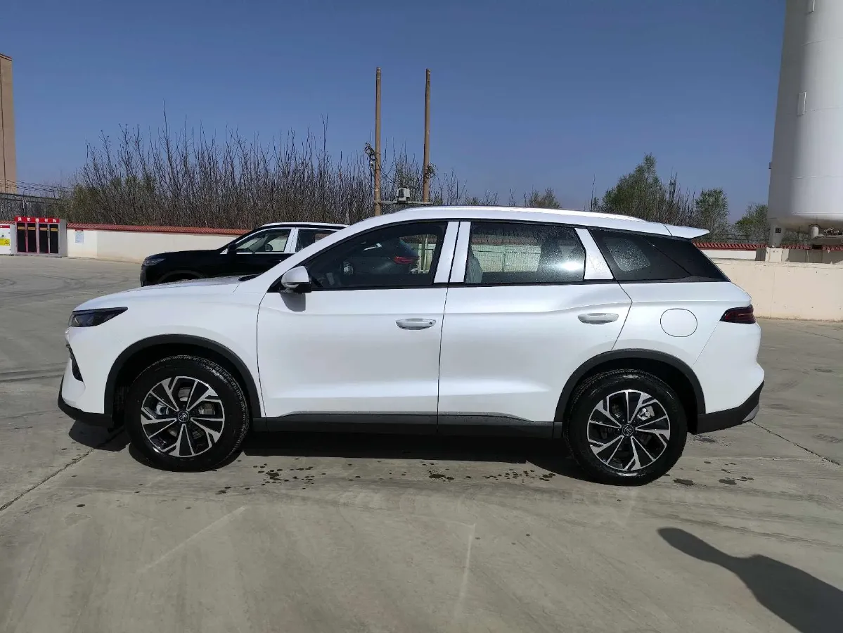 2026 BYD Song Pro 1.5L 101HP L4 E-CVT PHEV,autocango,china used car exporter,china ev exporter,chinese used car exporter,chinese used ev exporter