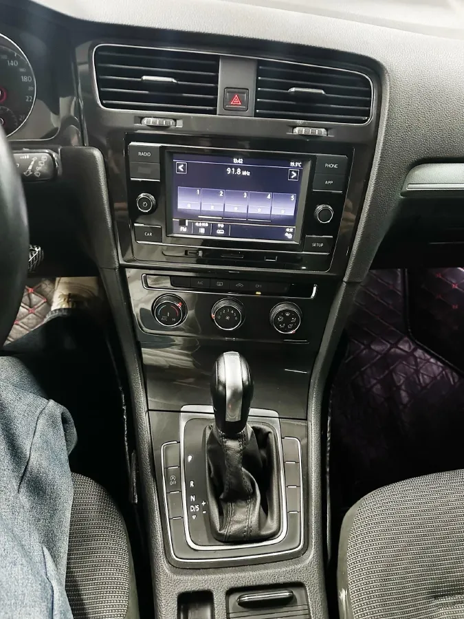 2018 Volkswagen Golf 1.4T 131HP L4 7DCT,autocango,china used car exporter,china ev exporter,chinese used car exporter,chinese used ev exporter