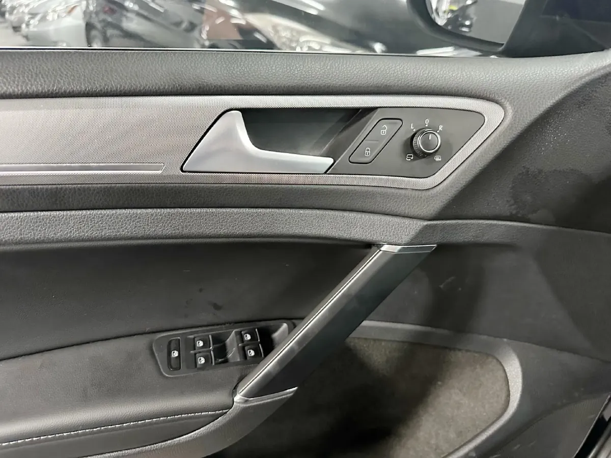 2018 Volkswagen Golf 1.4T 131HP L4 7DCT,autocango,china used car exporter,china ev exporter,chinese used car exporter,chinese used ev exporter