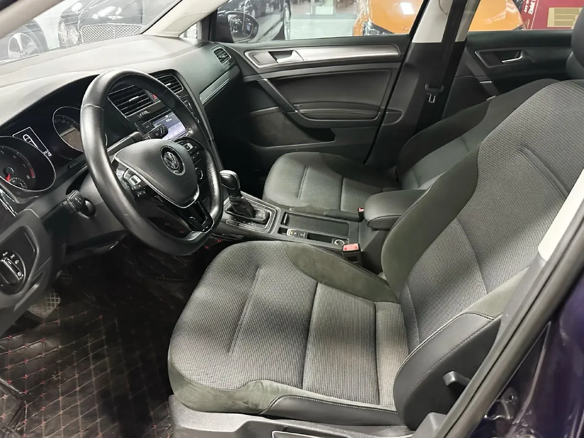 2018 Volkswagen Golf 1.4T 131HP L4 7DCT,autocango,china used car exporter,china ev exporter,chinese used car exporter,chinese used ev exporter