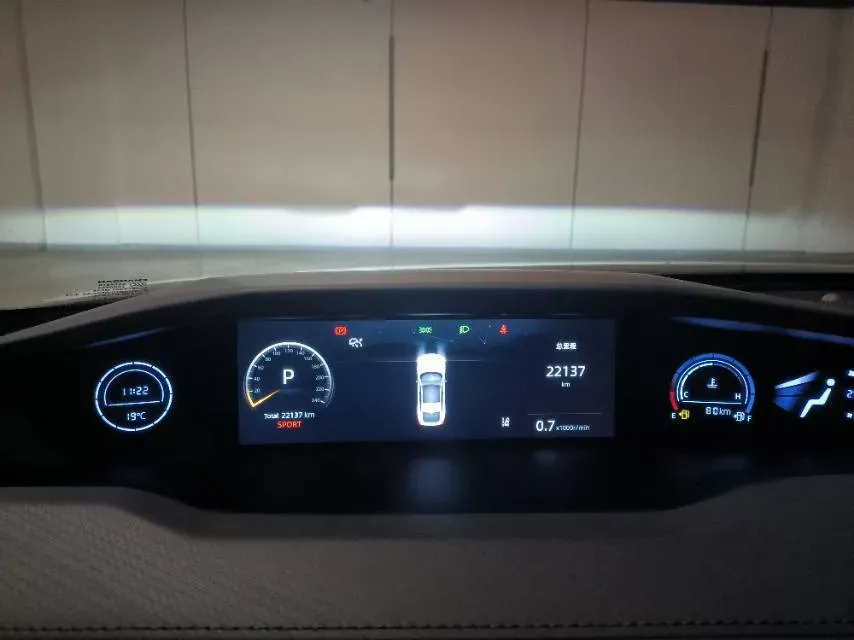 2024 ChangAn UNI-V 1.5T 188HP L4 7DCT,autocango,china used car exporter,china ev exporter,chinese used car exporter,chinese used ev exporter