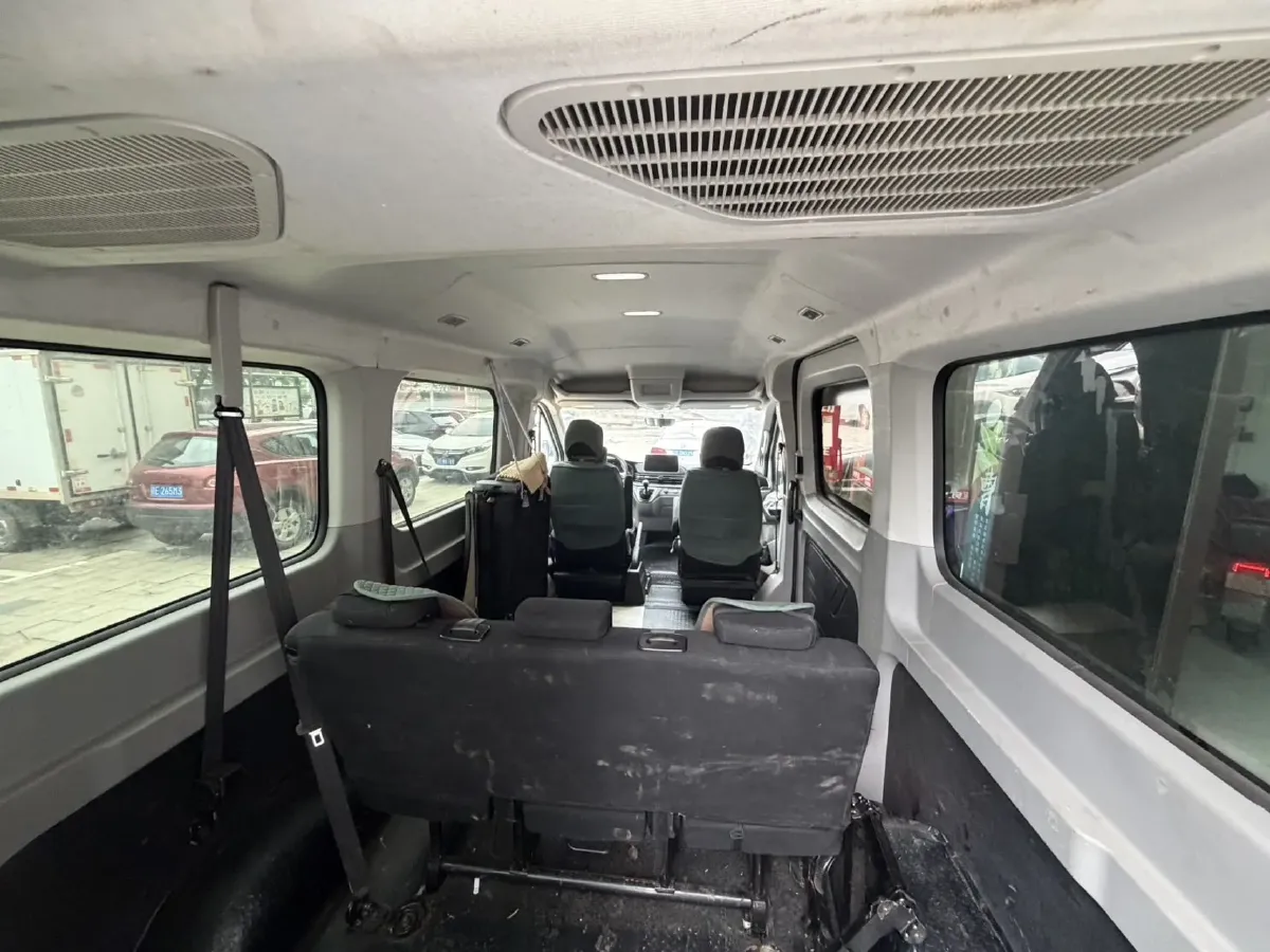 2022 MAXUS XinTu V90 2.0T 150HP L4 6MT,autocango,china used car exporter,china ev exporter,chinese used car exporter,chinese used ev exporter