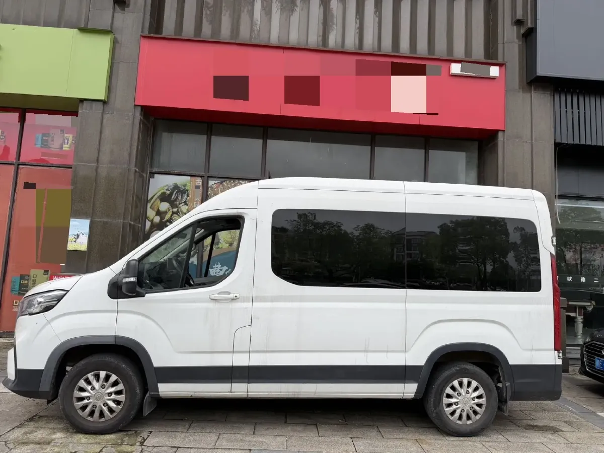 2022 MAXUS XinTu V90 2.0T 150HP L4 6MT,autocango,china used car exporter,china ev exporter,chinese used car exporter,chinese used ev exporter