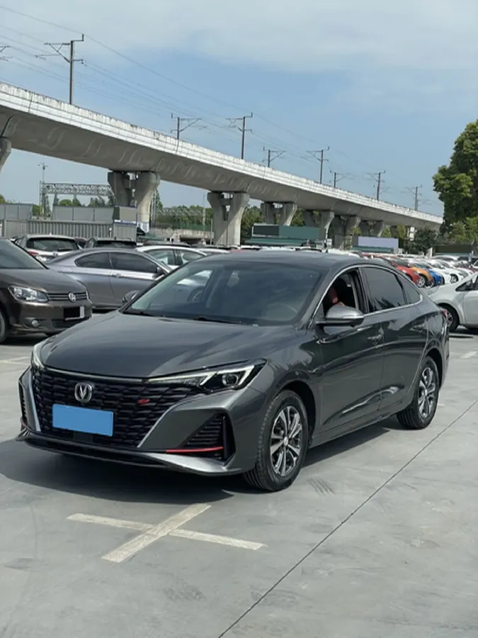 2022 ChangAn Eado 1.4T 160HP L4 7DCT,autocango,china used car exporter,china ev exporter,chinese used car exporter,chinese used ev exporter