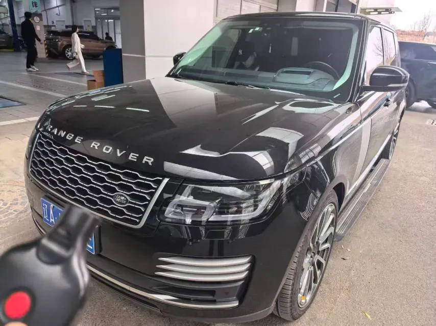 2022 Land Rover Range Rover 3.0T 400HP L6 8AT,autocango,china used car exporter,china ev exporter,chinese used car exporter,chinese used ev exporter