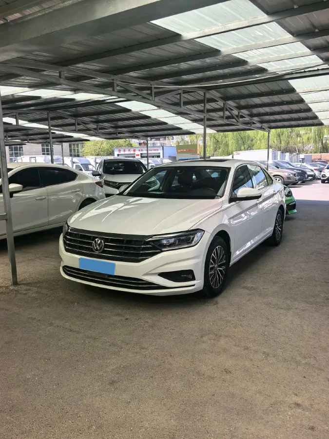 2019 Jeep Renegade 1.3T 173HP L4 7DCT,autocango,china used car exporter,china ev exporter,chinese used car exporter,chinese used ev exporter